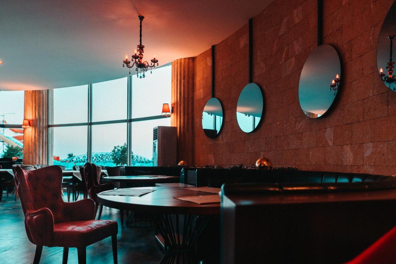 Edelweiss A Block Hotel Residence Trikomo 外观 照片