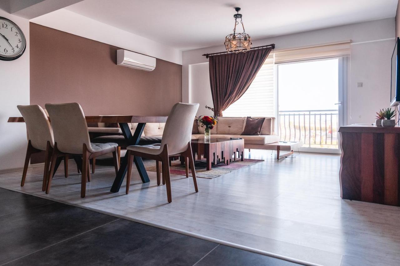 Edelweiss A Block Hotel Residence Trikomo 外观 照片