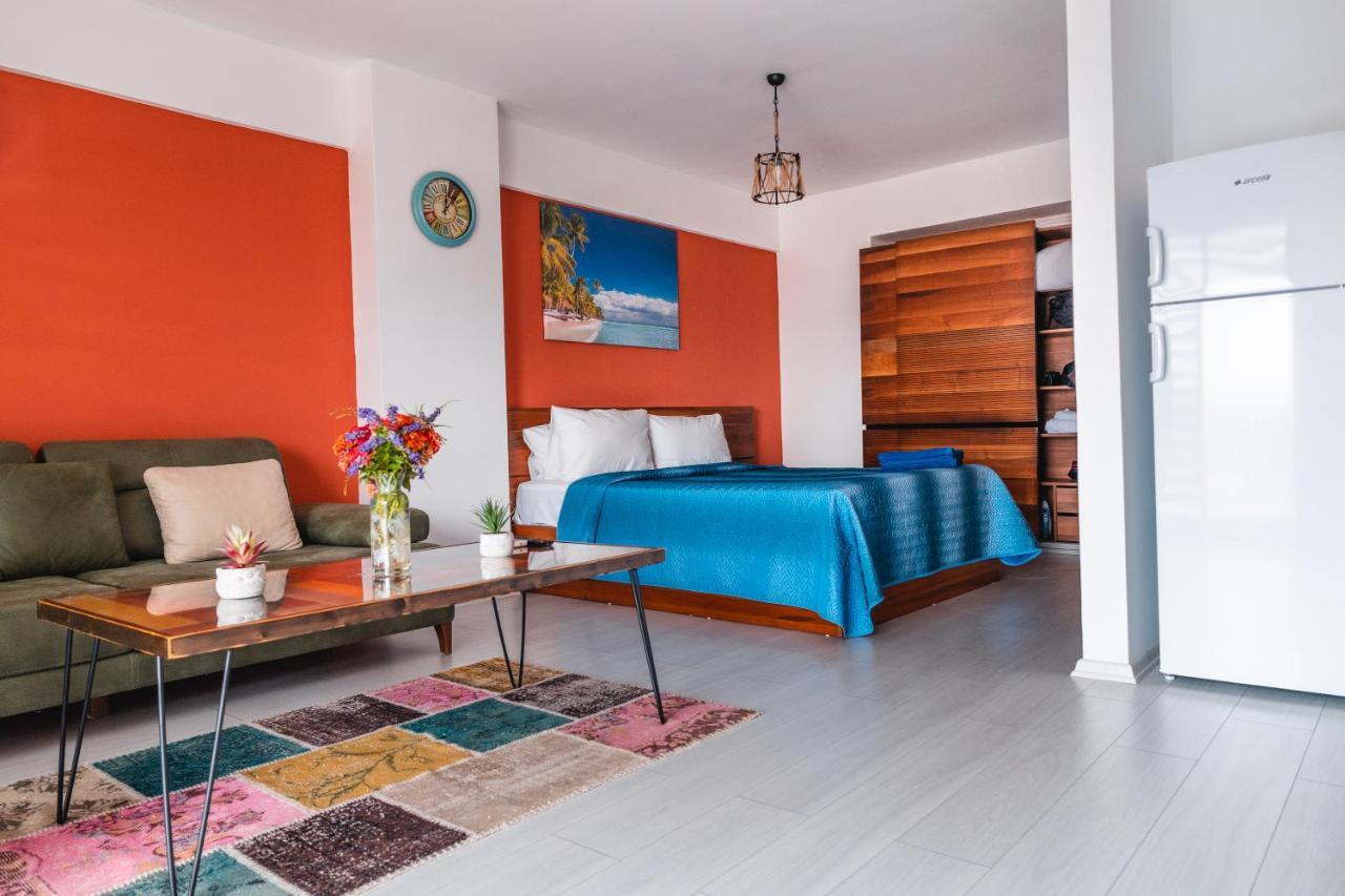 Edelweiss A Block Hotel Residence Trikomo 外观 照片
